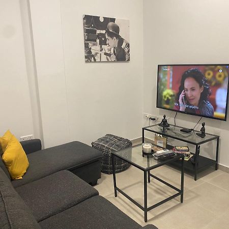 Modern City Center Apartment Saripolou 2 Limassol Ngoại thất bức ảnh