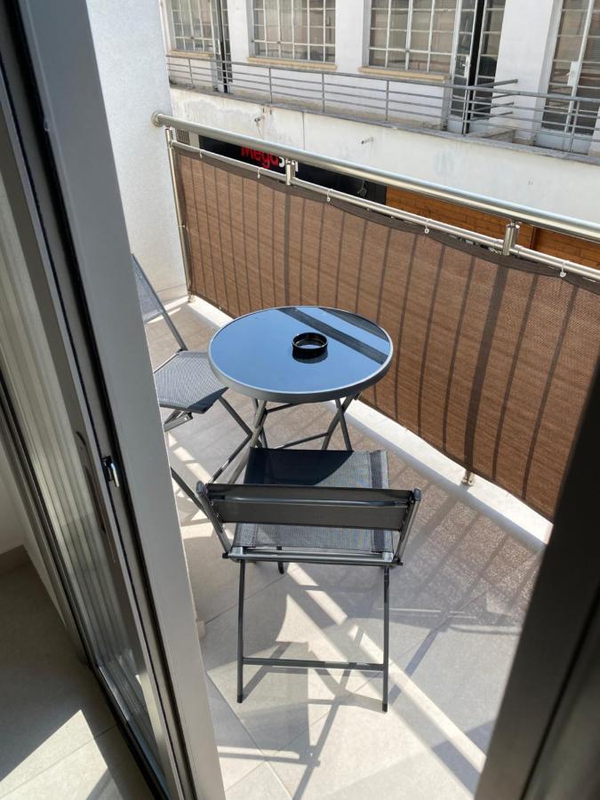 Modern City Center Apartment Saripolou 2 Limassol Ngoại thất bức ảnh